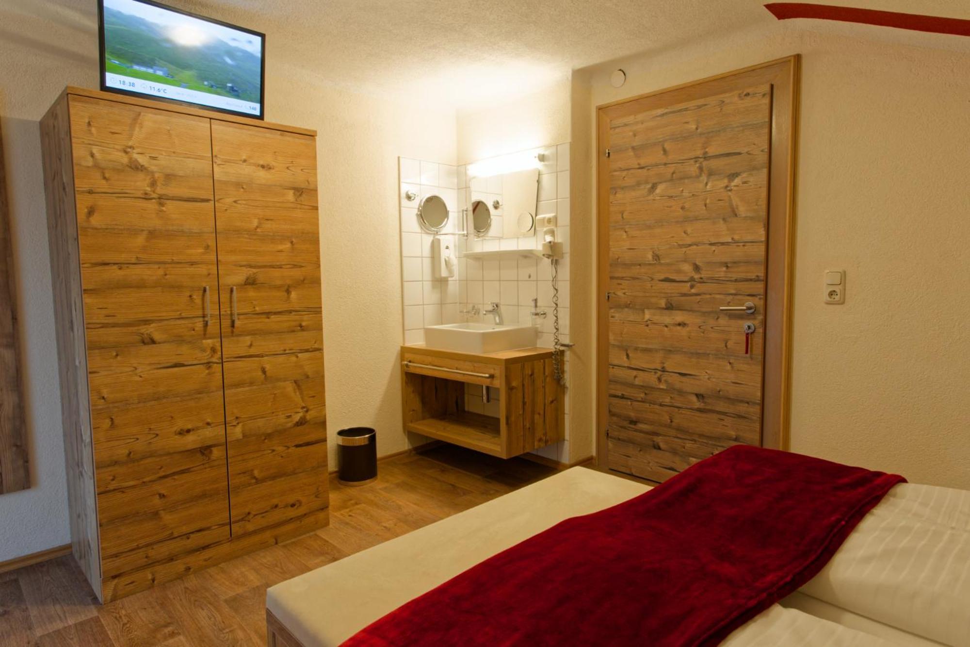 Haus Zangerl Inkl Sommer-Karte Premium Sankt Anton am Arlberg Buitenkant foto