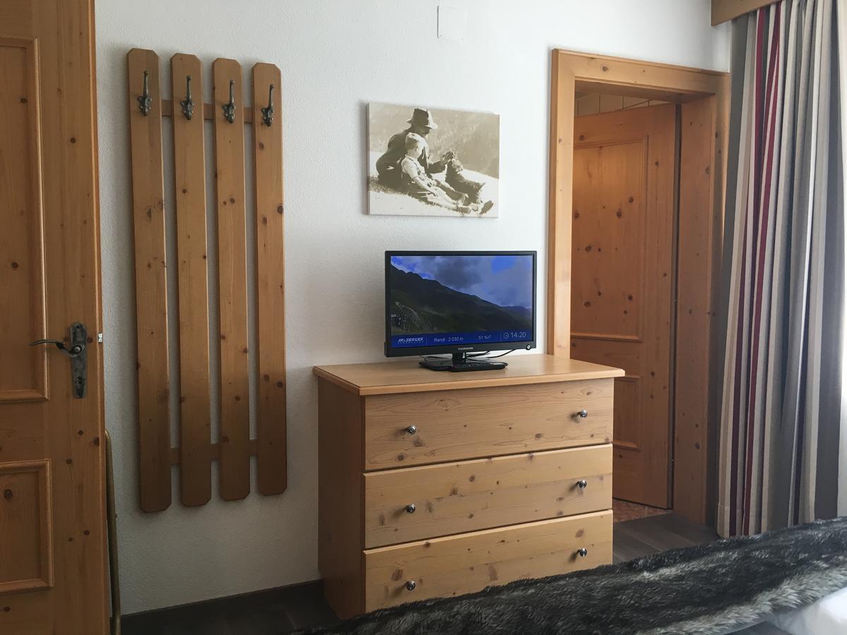 Haus Zangerl Inkl Sommer-Karte Premium Sankt Anton am Arlberg Buitenkant foto